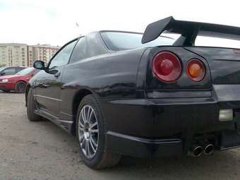 1998 Nissan Skyline Pictures