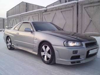 1998 Nissan Skyline Photos