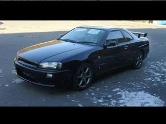 1998 Nissan Skyline Pictures