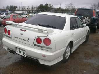 1998 Nissan Skyline Images