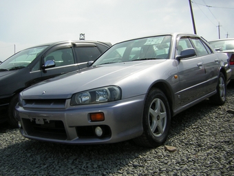 1999 Nissan Skyline