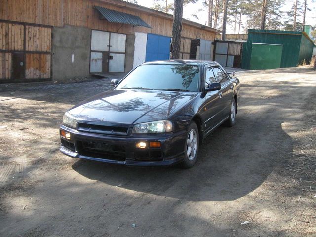 1999 Nissan Skyline