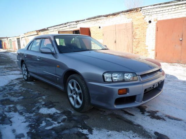 1999 Nissan Skyline