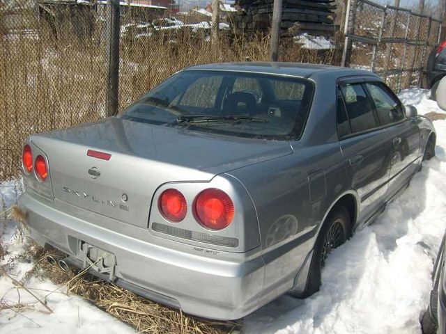 1999 Nissan Skyline
