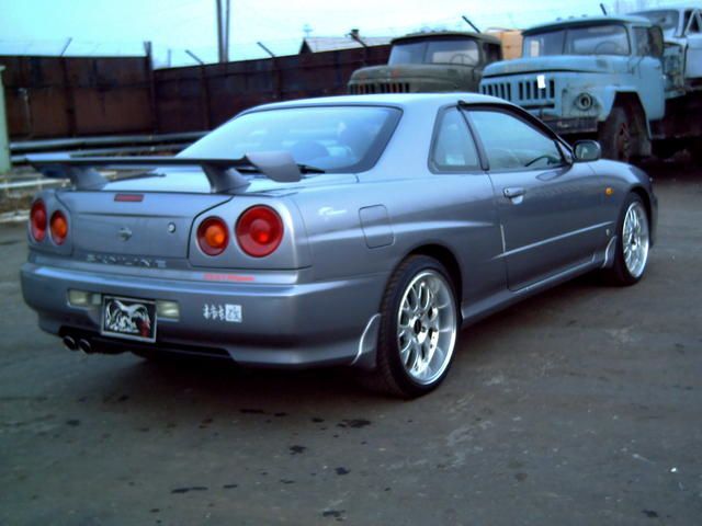 1999 Nissan Skyline