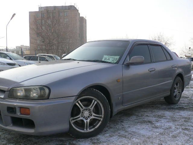 1999 Nissan Skyline