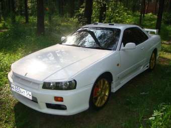 1999 Nissan Skyline