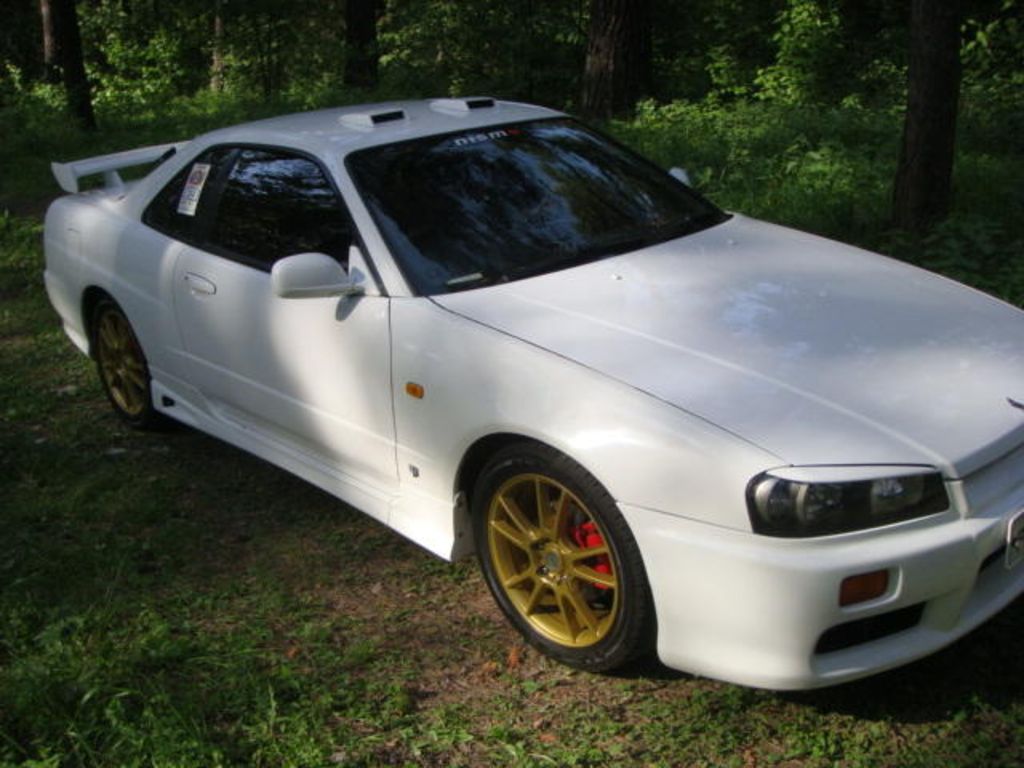 1999 Nissan Skyline