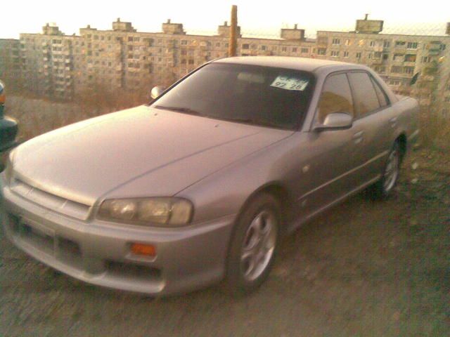 1999 Nissan Skyline