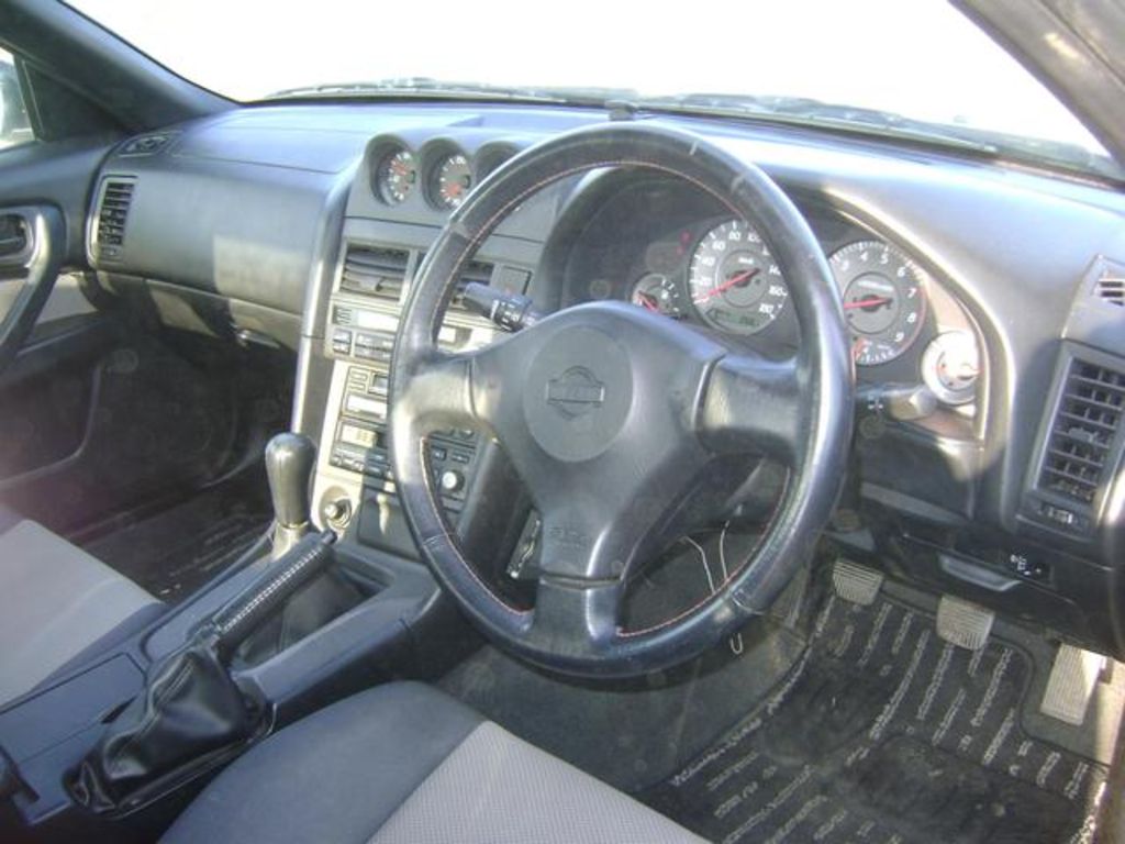 1999 Nissan Skyline