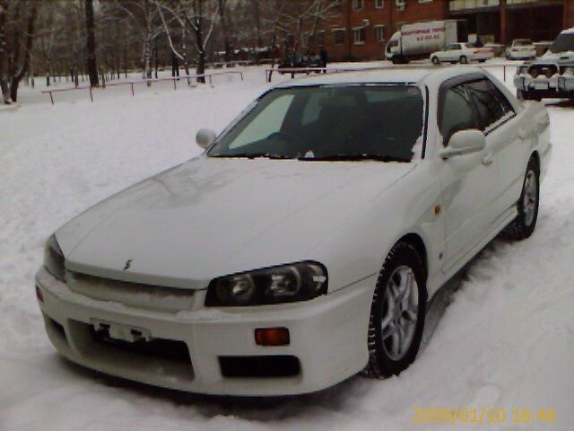 1999 Nissan Skyline