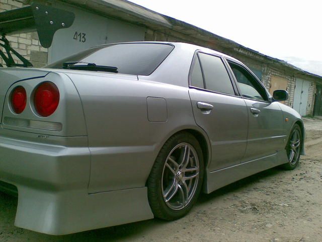 1999 Nissan Skyline