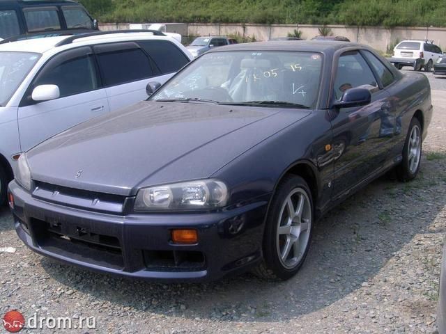 1999 Nissan Skyline