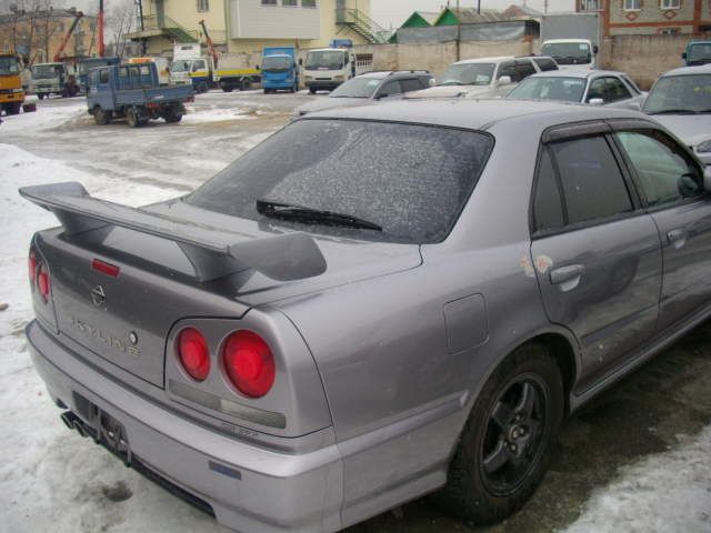 1999 Nissan Skyline