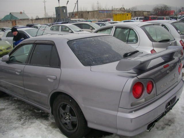 1999 Nissan Skyline