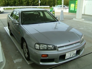 1999 Nissan Skyline Pictures
