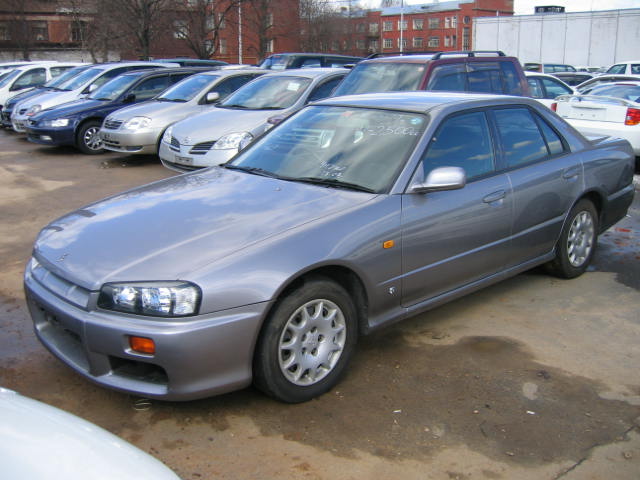 1999 Nissan Skyline Pictures