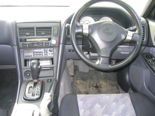 1999 Nissan Skyline Pictures