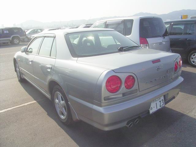 1999 Nissan Skyline Images