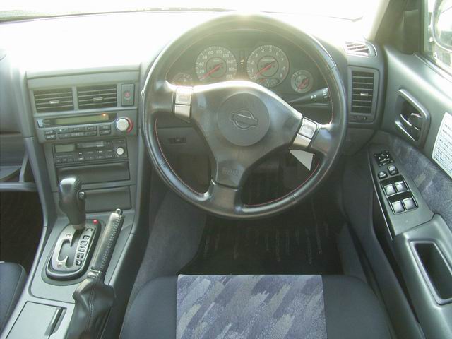 1999 Nissan Skyline Pictures