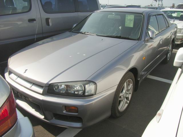 1999 Nissan Skyline Pictures