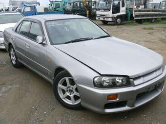 1999 Nissan Skyline Photos