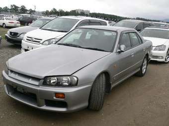 1999 Nissan Skyline Pictures