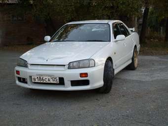 1999 Nissan Skyline Images