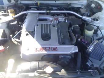 1999 Nissan Skyline Photos