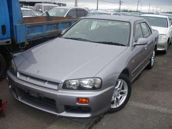 1999 Nissan Skyline Photos
