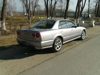 1999 Nissan Skyline Pics