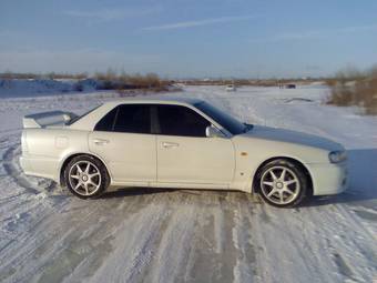 1999 Nissan Skyline Pictures
