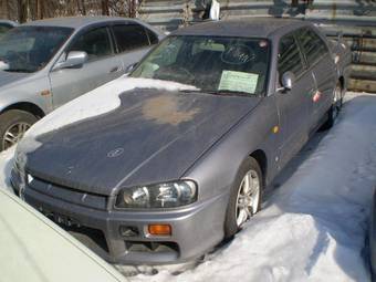 1999 Nissan Skyline Images