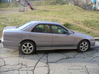 1999 Nissan Skyline Photos