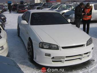 1999 Nissan Skyline Photos