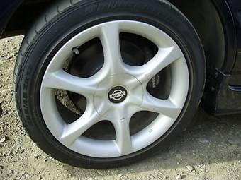 1999 Nissan Skyline Photos