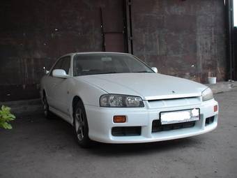 1999 Nissan Skyline Pictures