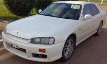 1999 Nissan Skyline Photos