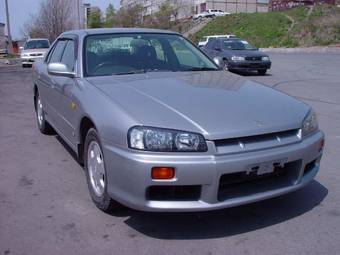 1999 Nissan Skyline Photos