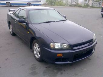 1999 Nissan Skyline Photos