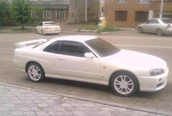 1999 Nissan Skyline Pictures
