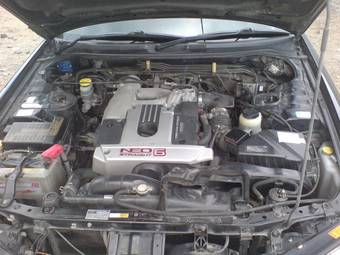 1999 Nissan Skyline Photos