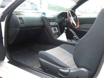 1999 Nissan Skyline Images