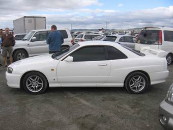 1999 Nissan Skyline Photos