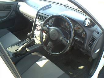 1999 Nissan Skyline Photos