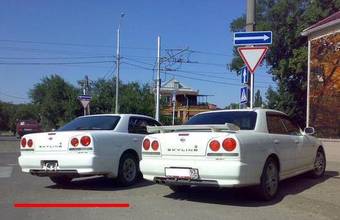 1999 Nissan Skyline Photos