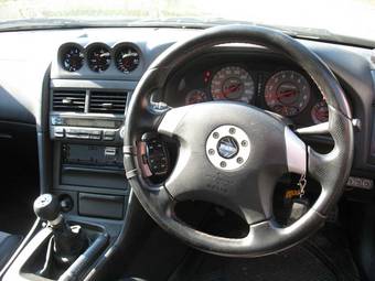 1999 Nissan Skyline Photos