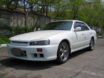 2000 Nissan Skyline