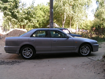 2000 Nissan Skyline