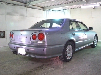 2000 Nissan Skyline